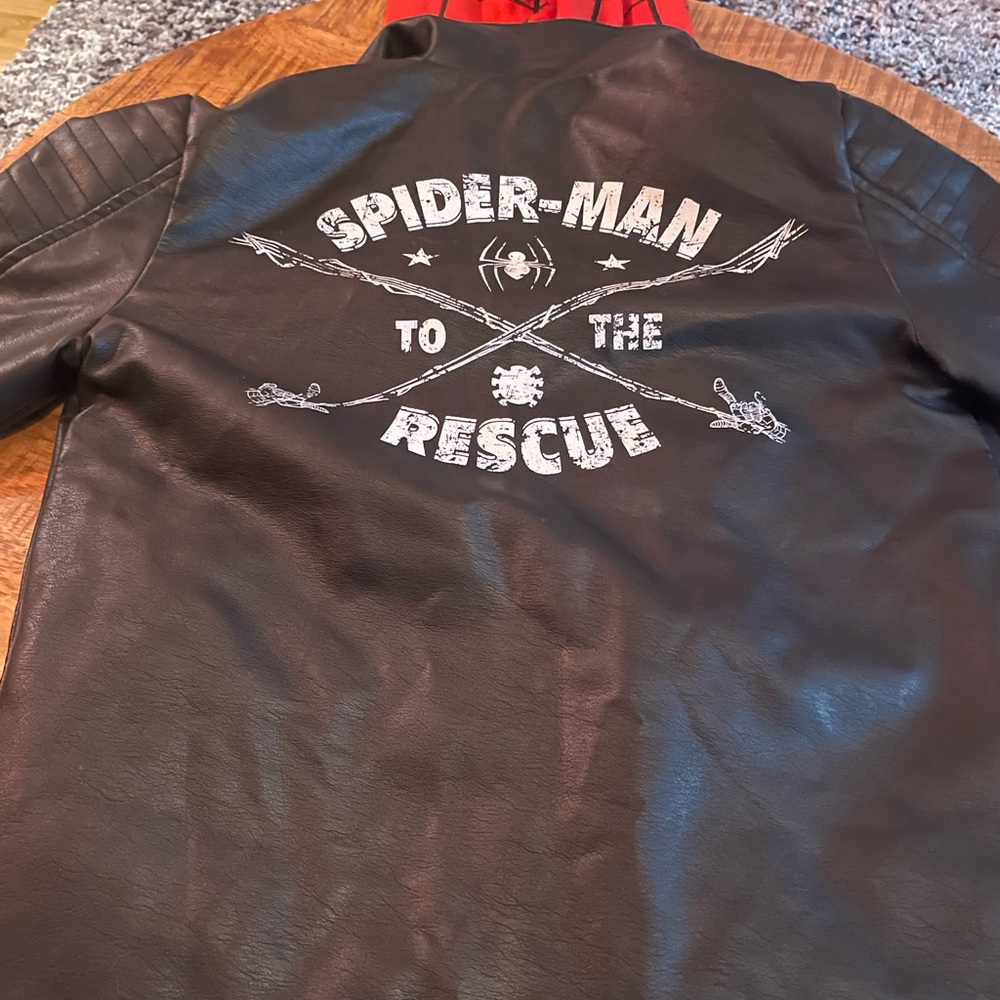 Spider-Man - Picture 3 of 3